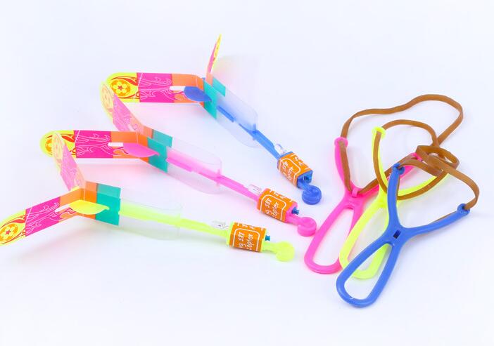 baby toy 100Pcs/lot or 50pcs y-shape random color Light Arrow Flying Toy LED Lighting Flash Toys Party Fun Gift Catapult